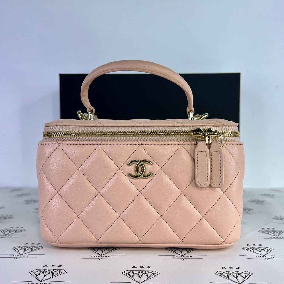 [PRE LOVED] Chanel Vanity Top Handle in Light Pink Lambskin Leather GHW (microchipped)