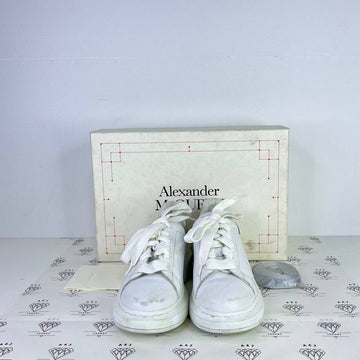 [PRE LOVED] Alexander McQueen Kids Oversized Sneakers in White with Silver Heel Tab Size 31