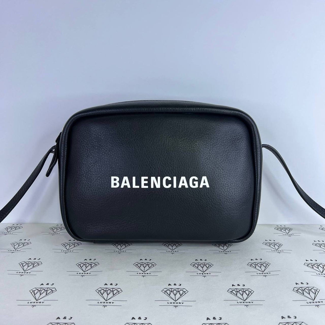 [PRE LOVED] Balenciaga Small Everday Camera Bag in Black SHW