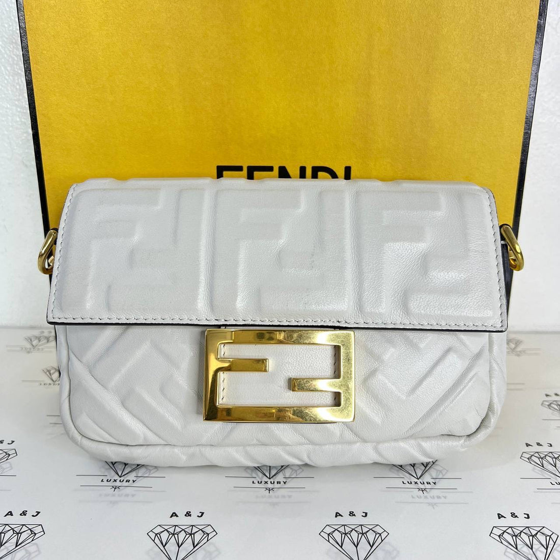 [PRE LOVED] Fendi Mini Baguette in White Nappa Leather GHW