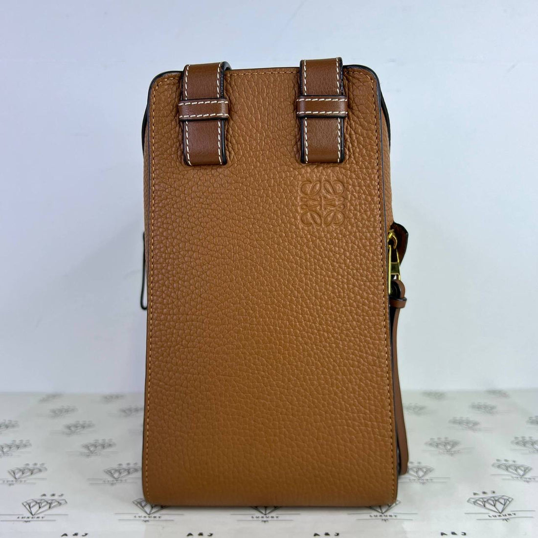 [PRE LOVED] Loewe Small Hammock in Tan Grained Calfskin Leather GHW