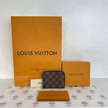 [PRE LOVED] Louis Vuitton Zippy Coin Purse in Damier Ebene Canvass (microchipped)