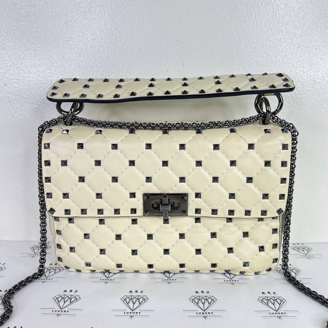 [PRE LOVED] Valentino Medium Spike Bag in White Nappa Leather