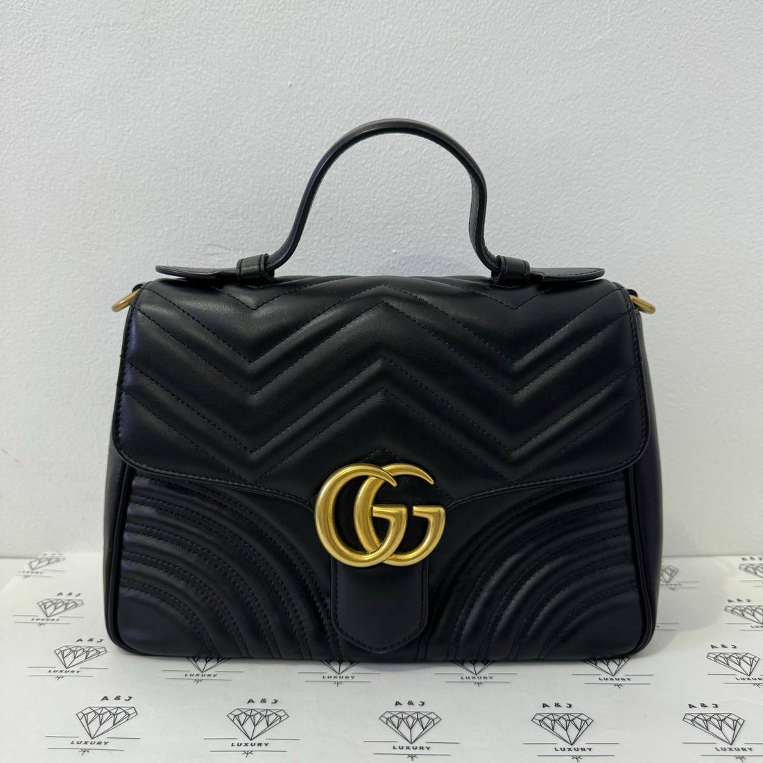 [PRE LOVED] Gucci Small Marmont Top Handle Bag in Black Matelasse Chevron Leather GHW