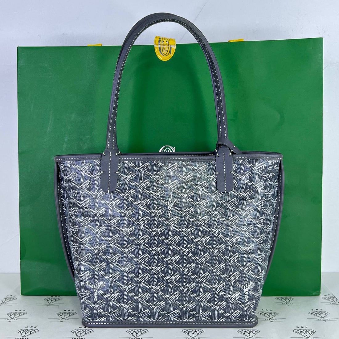 [PRE LOVED] Goyard Mini Anjou in Gray (2025)