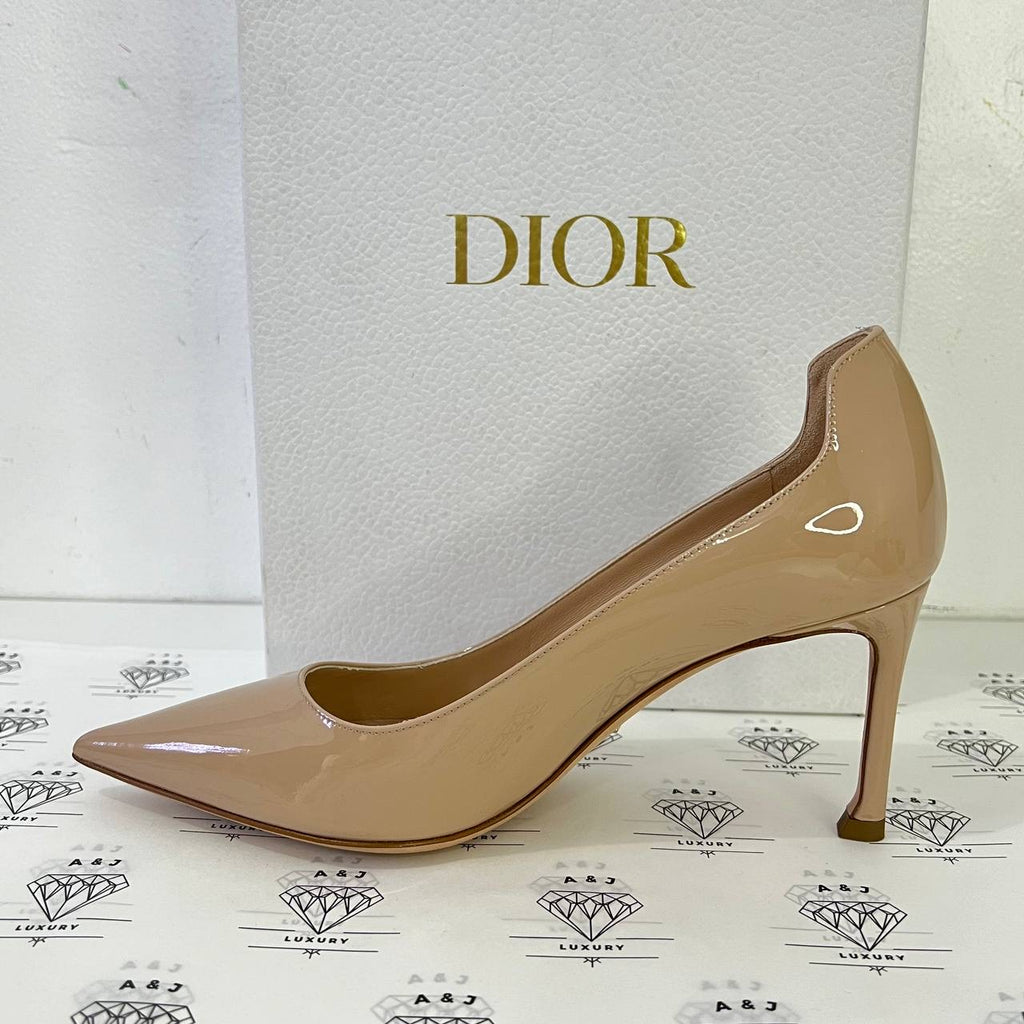 [PRE LOVED] Christian Dior Pumps in Beige Patent Leather Size 34.5EU