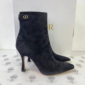 [PRE LOVED] Christian Dior Boots in Black Size 34.5EU