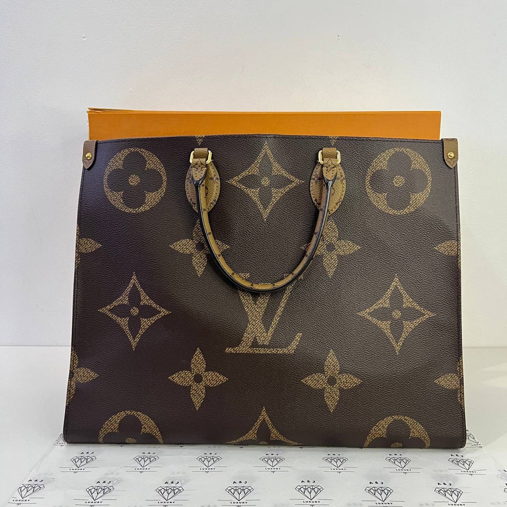 [PRE LOVED] Louis Vuitton OnTheGo GM in Reverse Monogram Canvass (microchipped)