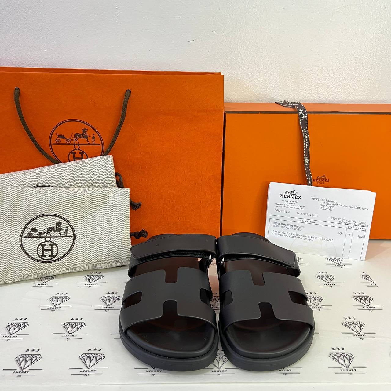 [BRAND NEW] Hermes Chypre Sandals in Black Size 37EU