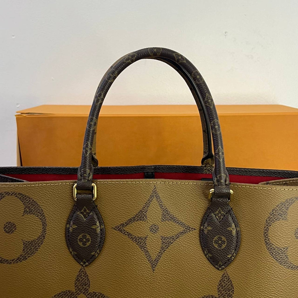 [PRE LOVED] Louis Vuitton OnTheGo GM in Reverse Monogram Canvass (microchipped)