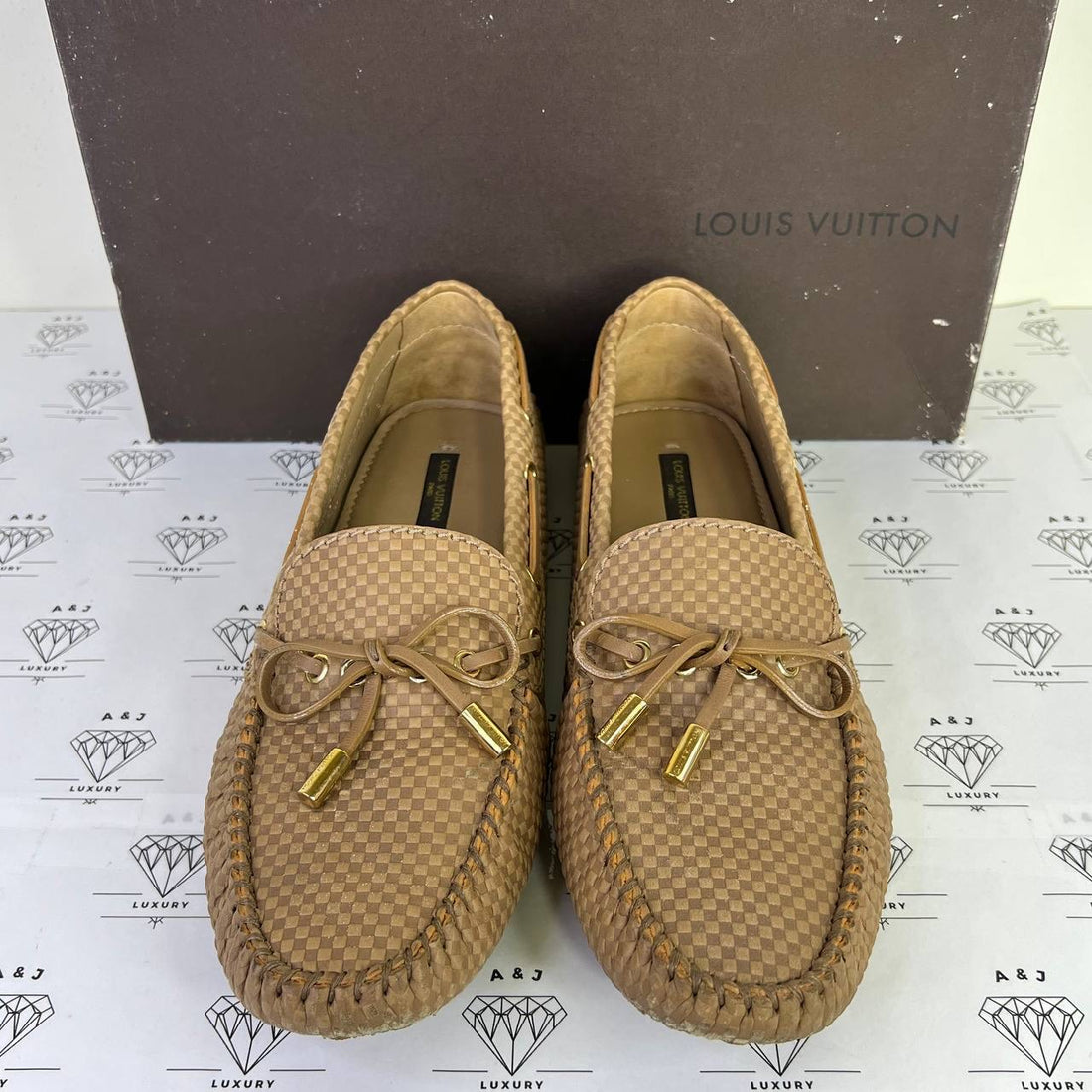 [PRE LOVED] Louis Vuitton Gloria Loafers in Camel Size 39.5EU