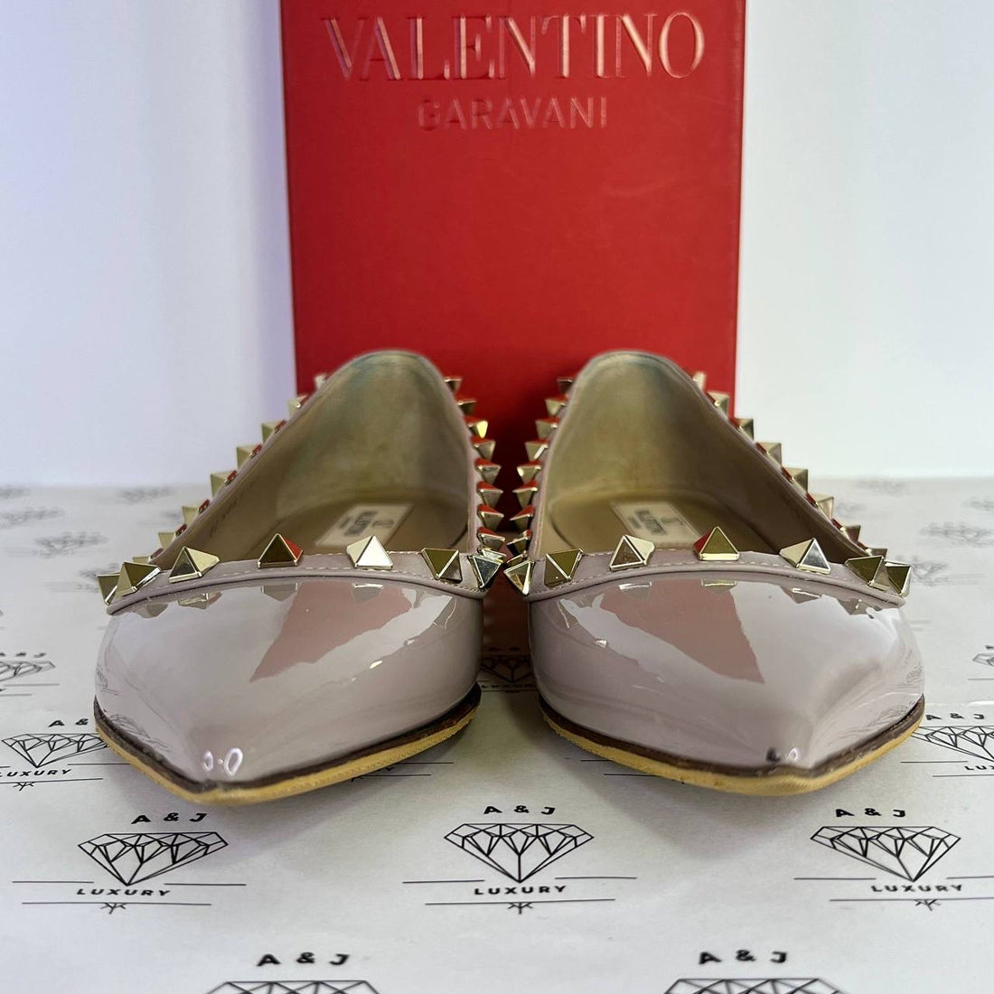 [PRE LOVED] Valentino Rockstud Flats in Beige Patent Leather Size 37EU