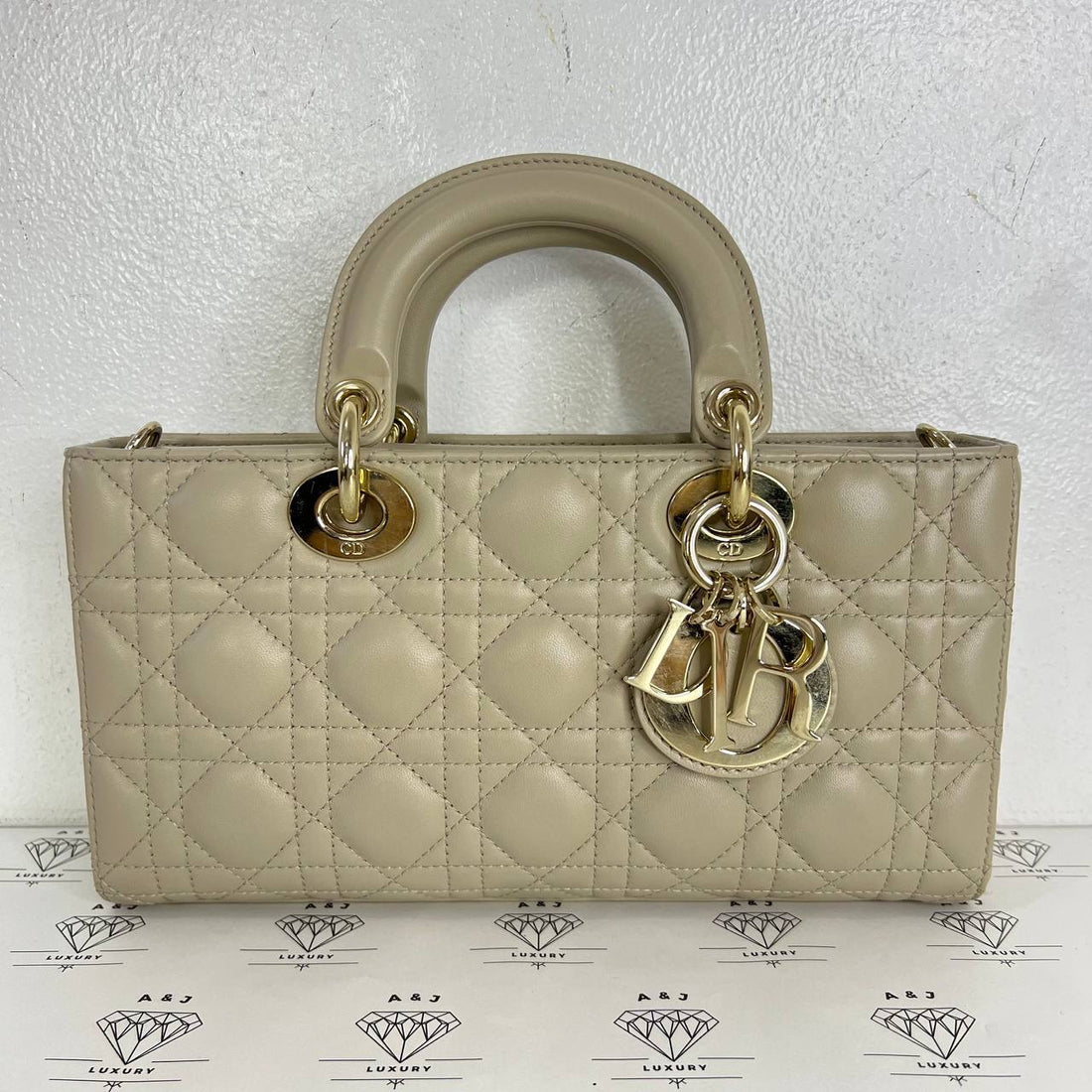 [PRE LOVED] Christian Dior Medium D-joy in Powder Beige Cannage Lambskin GHW (2024)