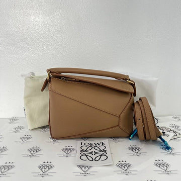 [PRE LOVED] Loewe Mini Puzzle Edge in Toffee