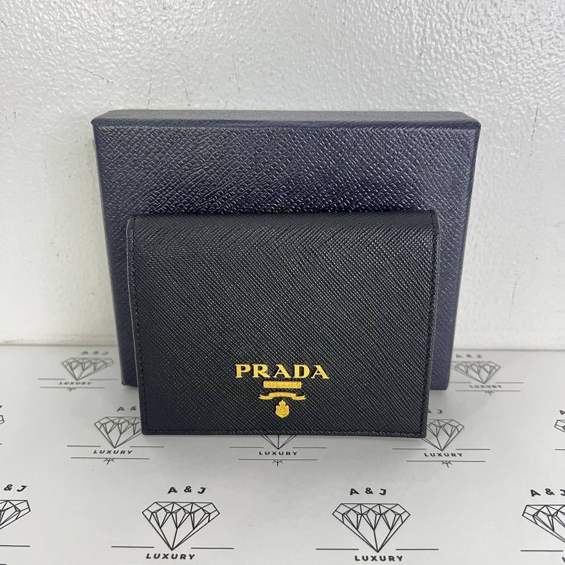 [PRE LOVED] Prada Saffiano Bifold Wallet in Black Pink interior GHW