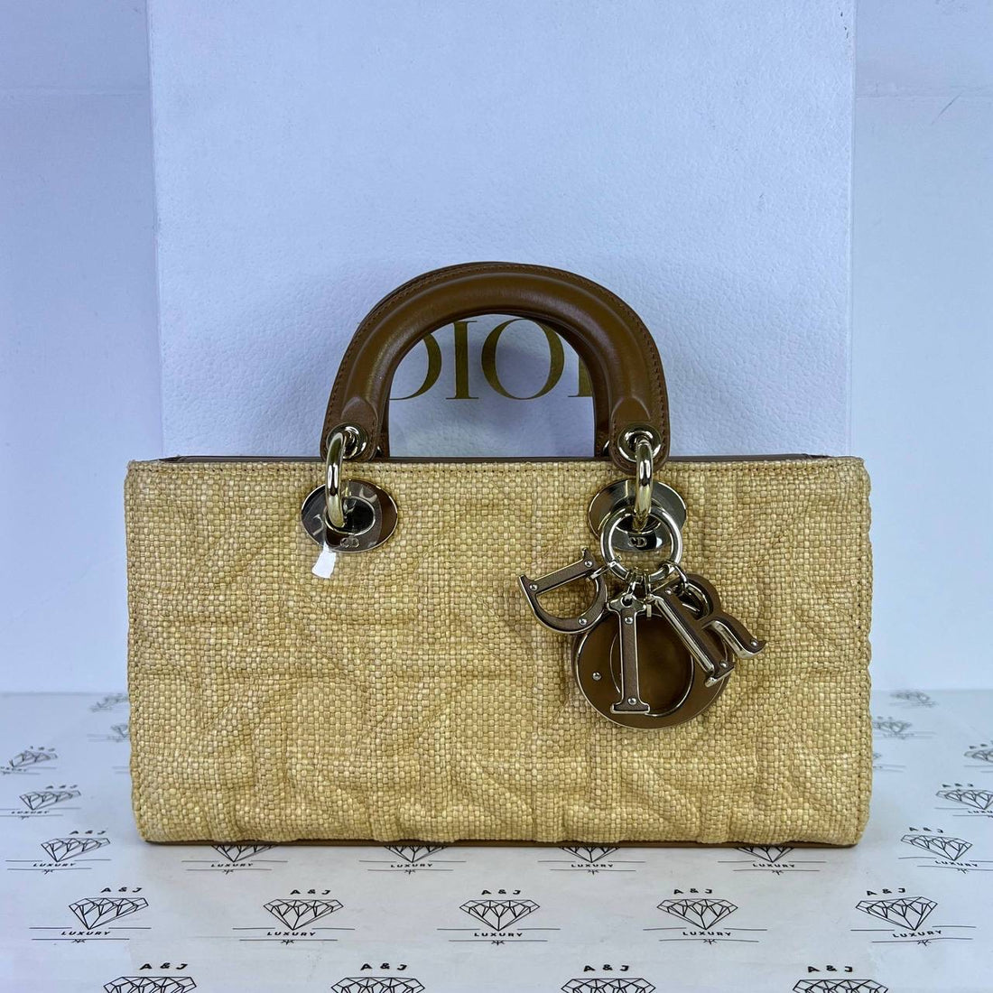 [PRE LOVED] Christian Dior Medium D-joy in Raffia (2024)