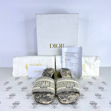 [PRE LOVED] Christian Dior Dway Heeled Slides in Gray Size 36EU