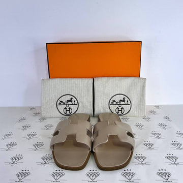 [PRE LOVED] Hermes Oran Sandals in Camel Size 39EU