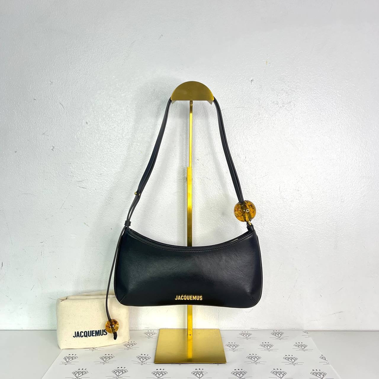 [PRE LOVED] Jacquemus Le Bisou Perle in Black