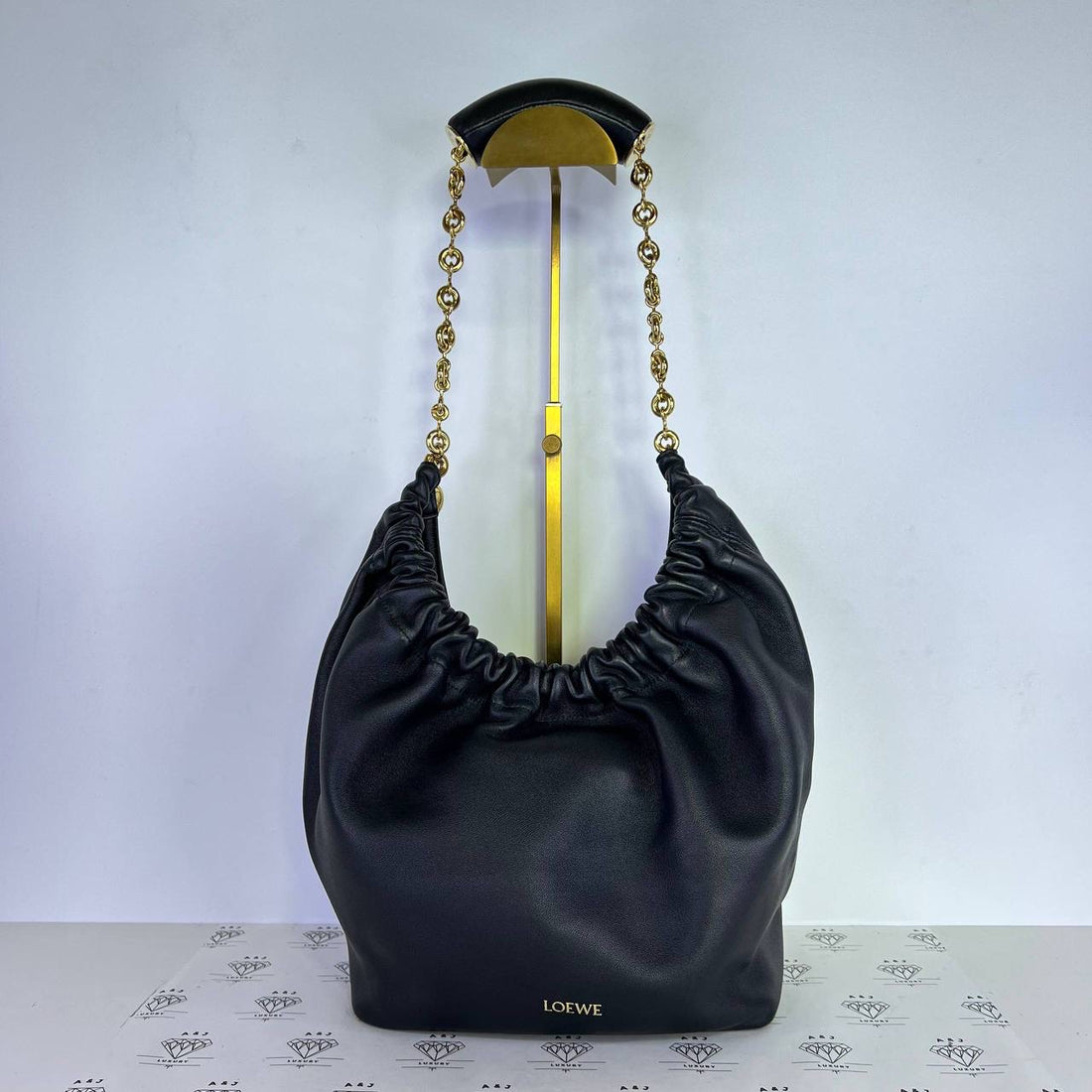[PRE LOVED] Loewe Small Squeeze in Black Nappa Lambskin Leather GHW