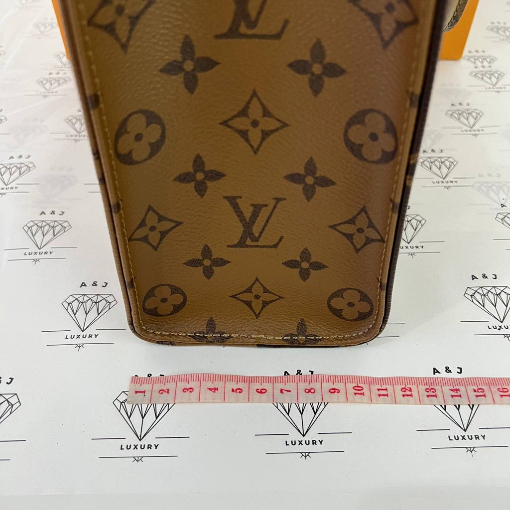 [PRE LOVED] Louis Vuitton OnTheGo PM in Reverse Monogram Canvass (microchipped)