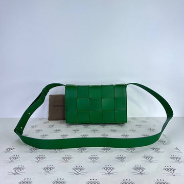 [PRE LOVED] Bottega Veneta Cassette in Green Intrecciato Leather SHW