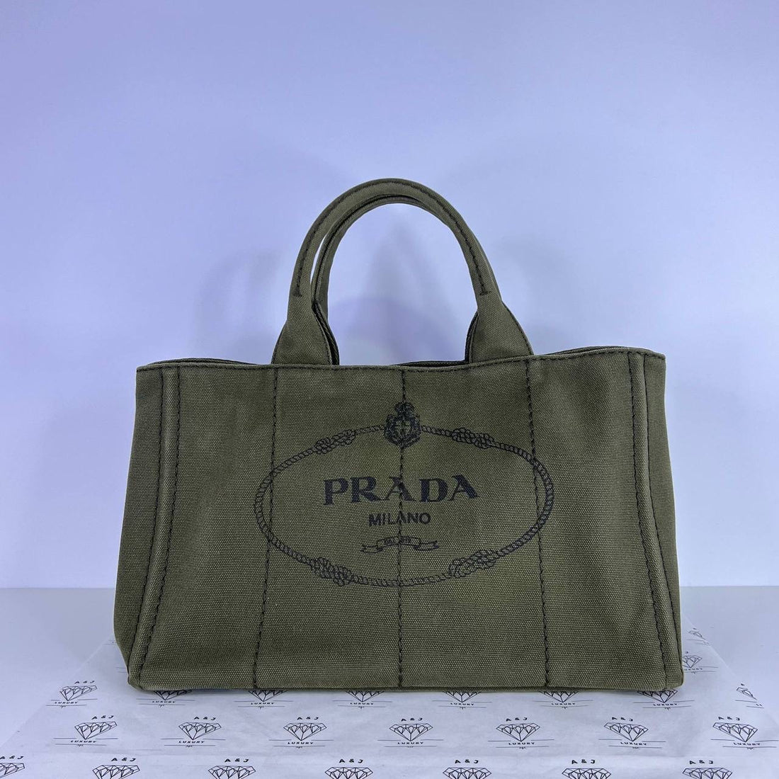 [PRE LOVED] Prada 1BG642 Medium Canapa in Militare