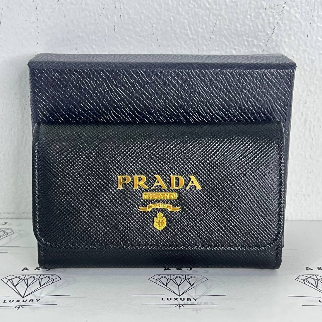 [PRE LOVED] Prada 4 Key Holder in Black/Pink Saffiano GHW