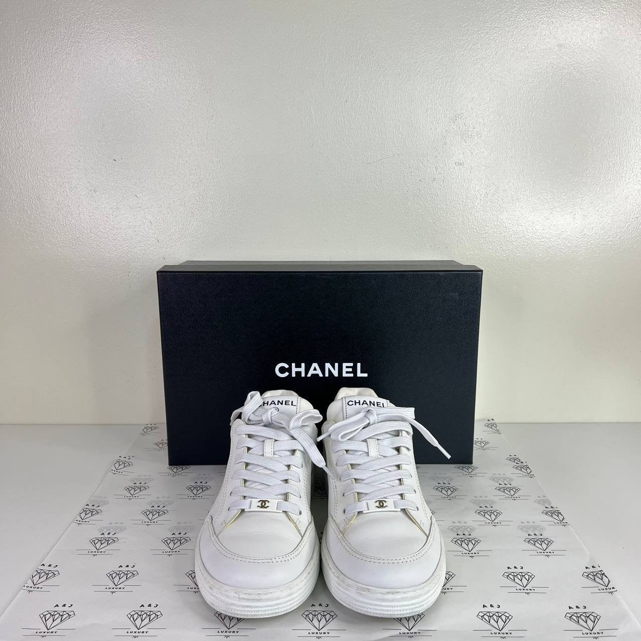 [PRE LOVED] Chanel Low Top Sneakers in White Size 39EU