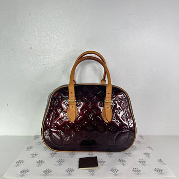[PRE LOVED] Louis Vuitton Summit Drive Handbag in Amarante Vernis Leather