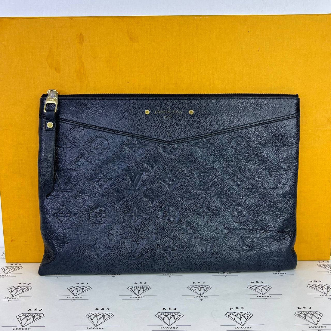 [PRE LOVED] Louis Vuitton Daily Pouch in Black Empreinte Leather GHW (microchipped)