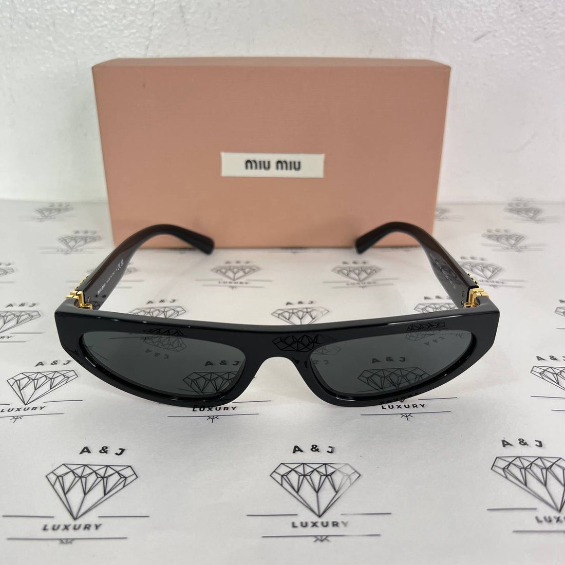 [PRE LOVED] Miu Miu SMU 07Z Cat Eye Sunglasses in Black