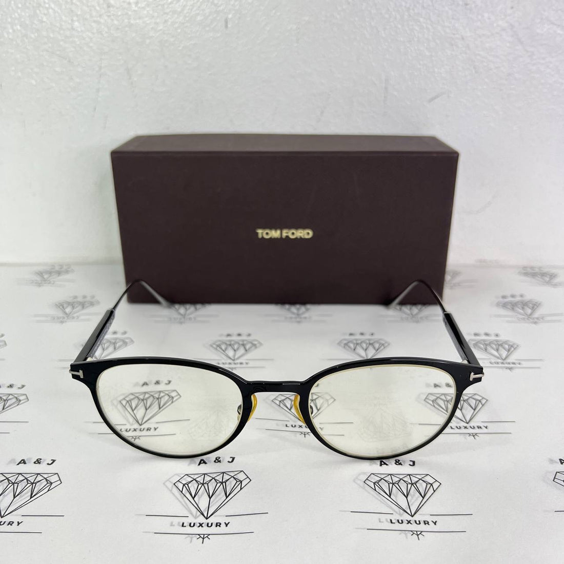 [PRE LOVED] Tom Ford TF5482 Sunglasses in Titanium