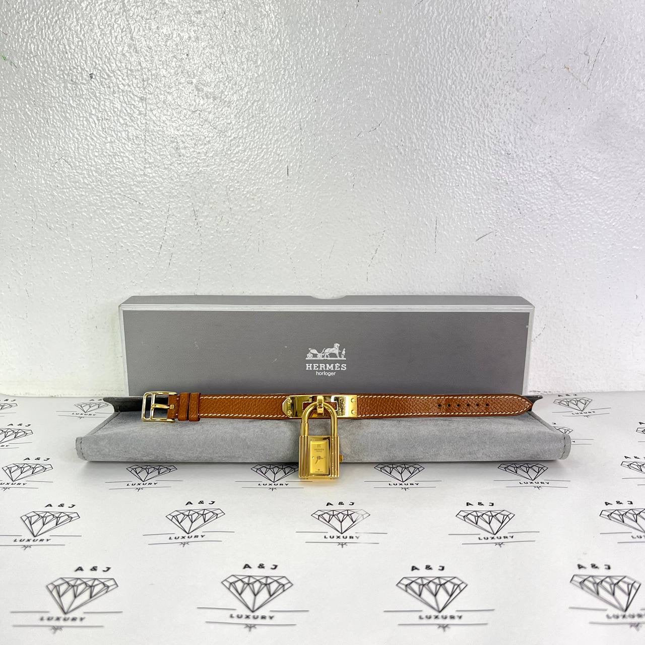 [PRE LOVED] Hermes Vintage Kelly Watch in Gold Epsom GHW (Stamp Z Circle 1996)