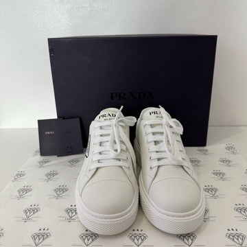 [PRE LOVED] Prada 1E86M Shoes in White and Black Lining Size 38