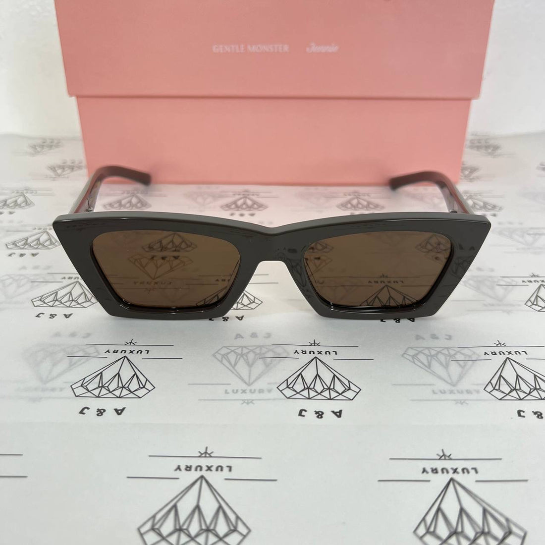 [PRE LOVED] Gentle Monster x Jennie Baby Pony BR3