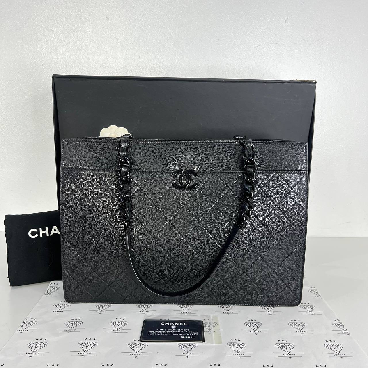 [PRE LOVED] Chanel My Everything Tote in So Black Caviar Leather (Series 30)