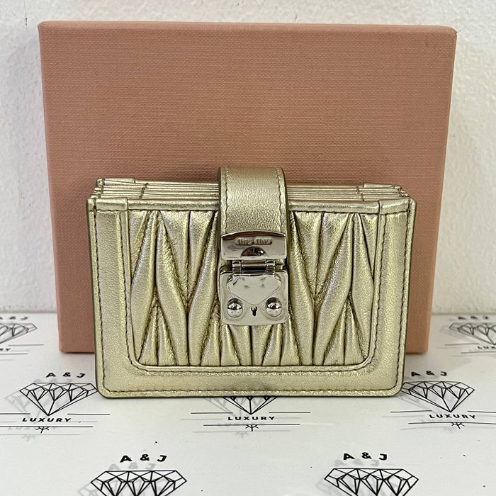 [PRE LOVED] Miu Miu Cardholder in Gold SHW