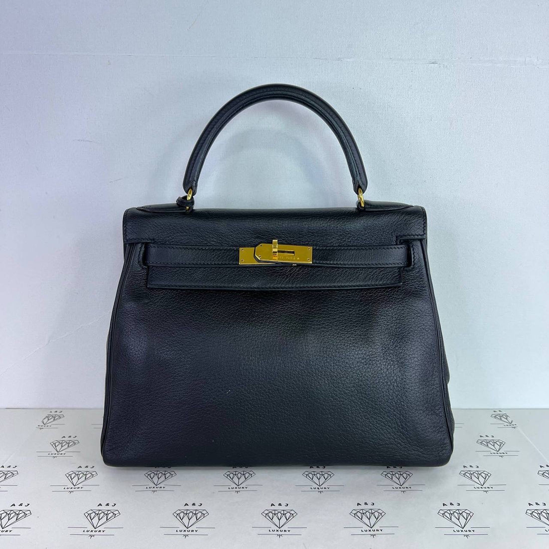[PRE LOVED] Hermes Kelly 28 Retourne in Black Clemence Leather GHW (Stamp B Square - 1998)