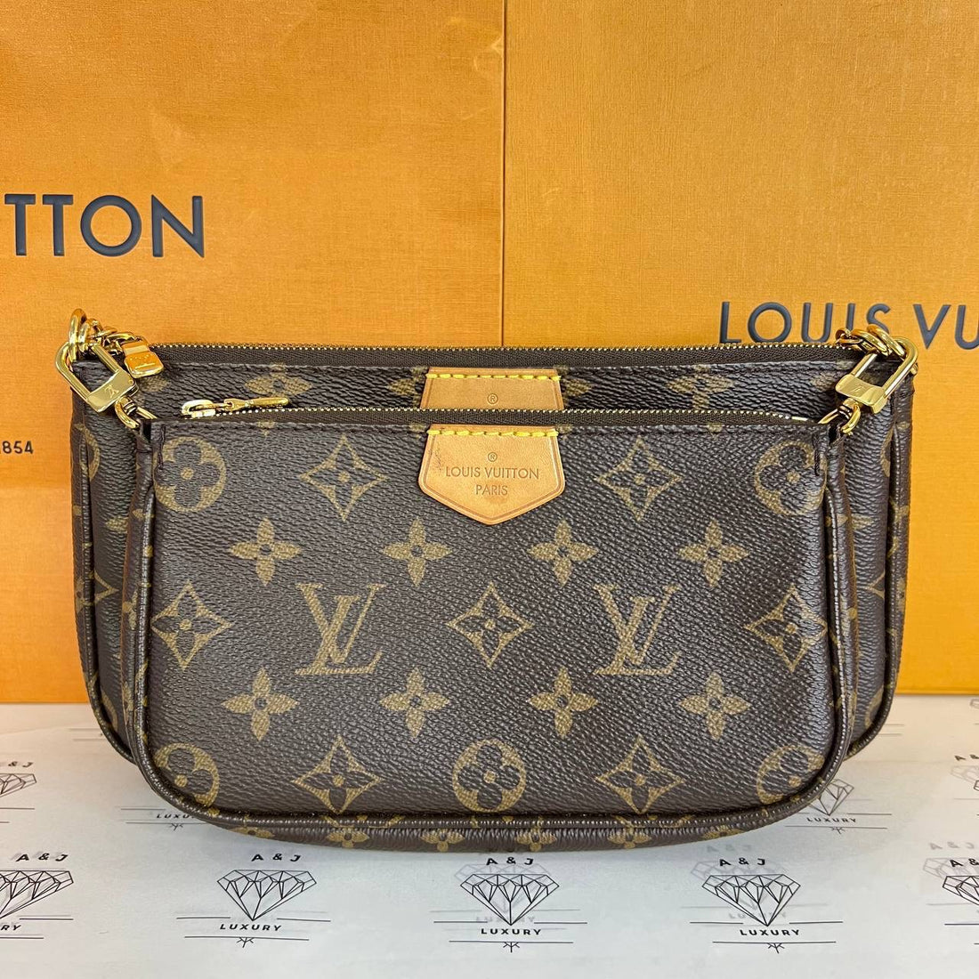 [PRE LOVED] Louis Vuitton Multi Pochette Accessoires in Monogram Canvass Rose Clair Strap (microchipped)
