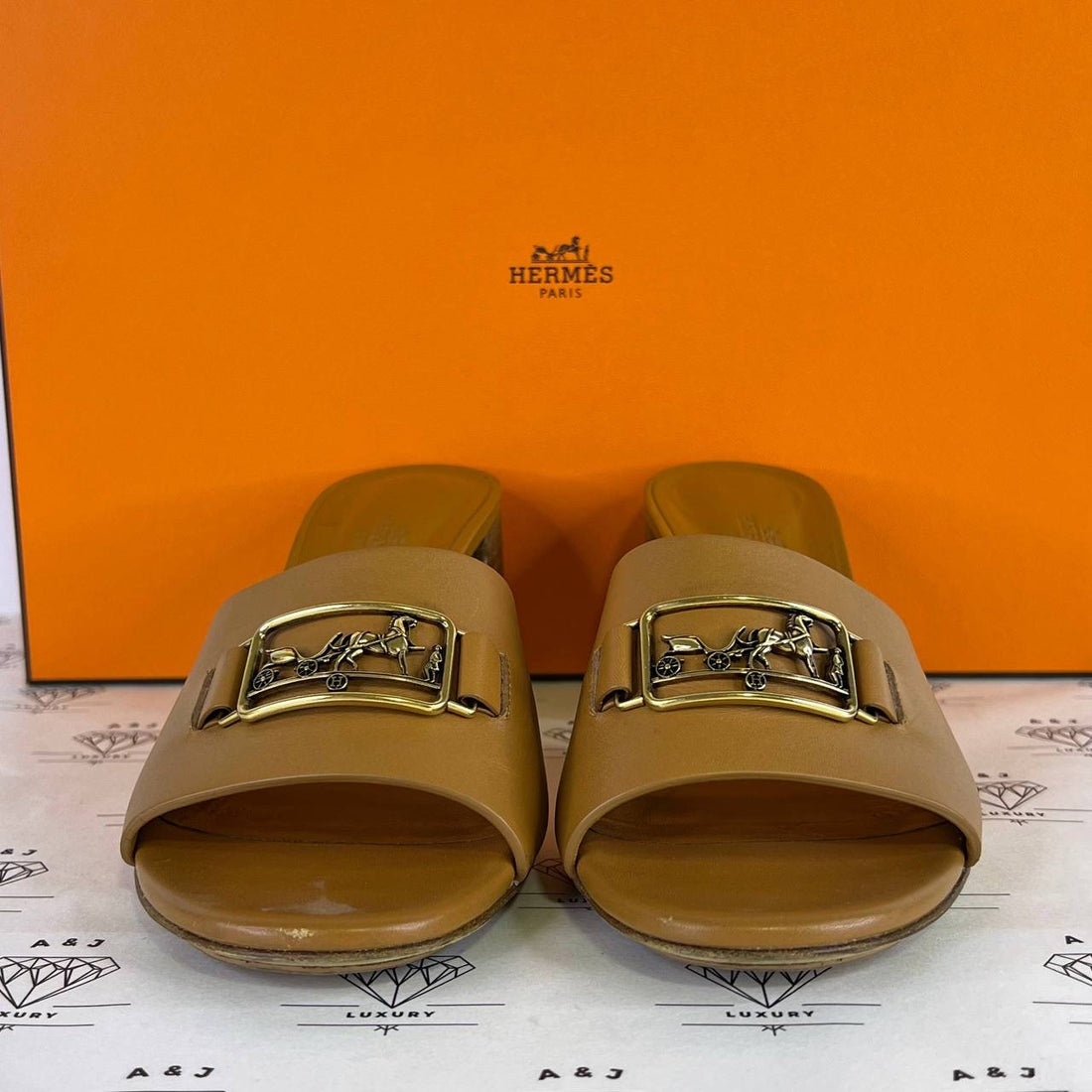 [PRE LOVED] Hermes Villa Sandals in Gold Size 36.5EU