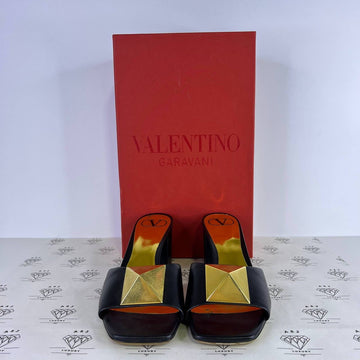 [PRE LOVED] Valentino Garavani Roman Stud Mules in Black Size 36EU
