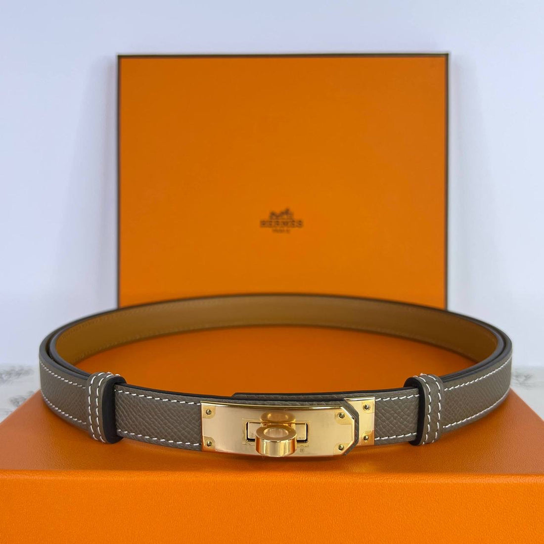 [BRAND NEW] Hermes Kelly Belt 18 in Etoupe RGHW (Stamp K - 2025)