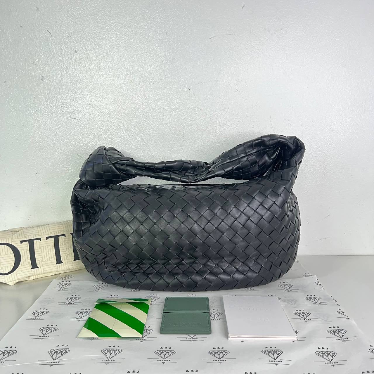 [PRE LOVED] Bottega Veneta Small Jodie in Black SHW