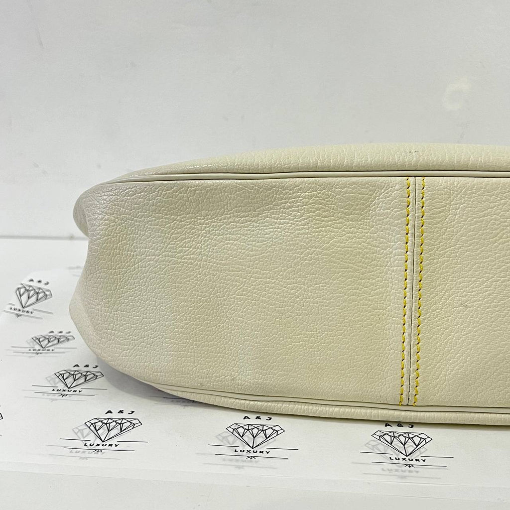 [PRE LOVED] Louis Vuitton Suhali L'Affriolant Shoulder Bag in White GHW (MI1004)