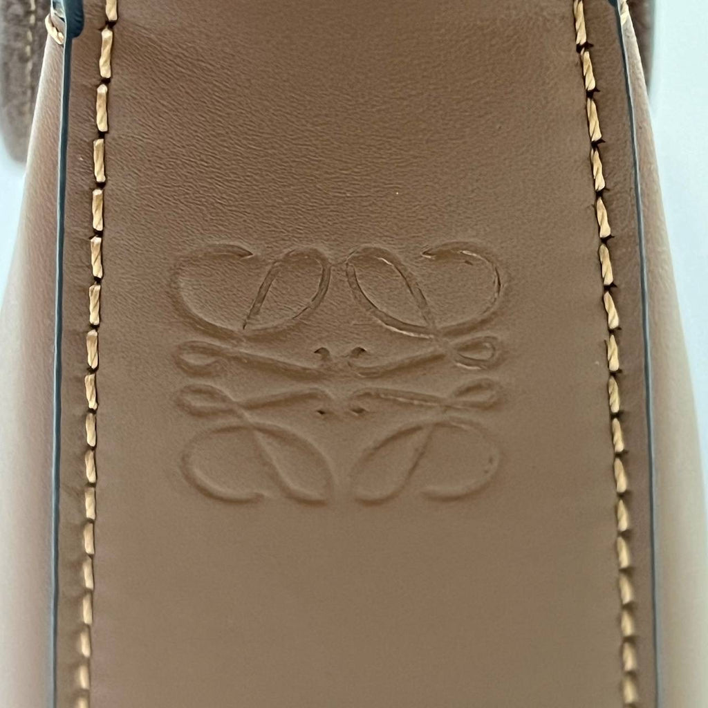 [PRE LOVED] Louis Vuitton Artsy MM in Monogram Canvass (AR0160)