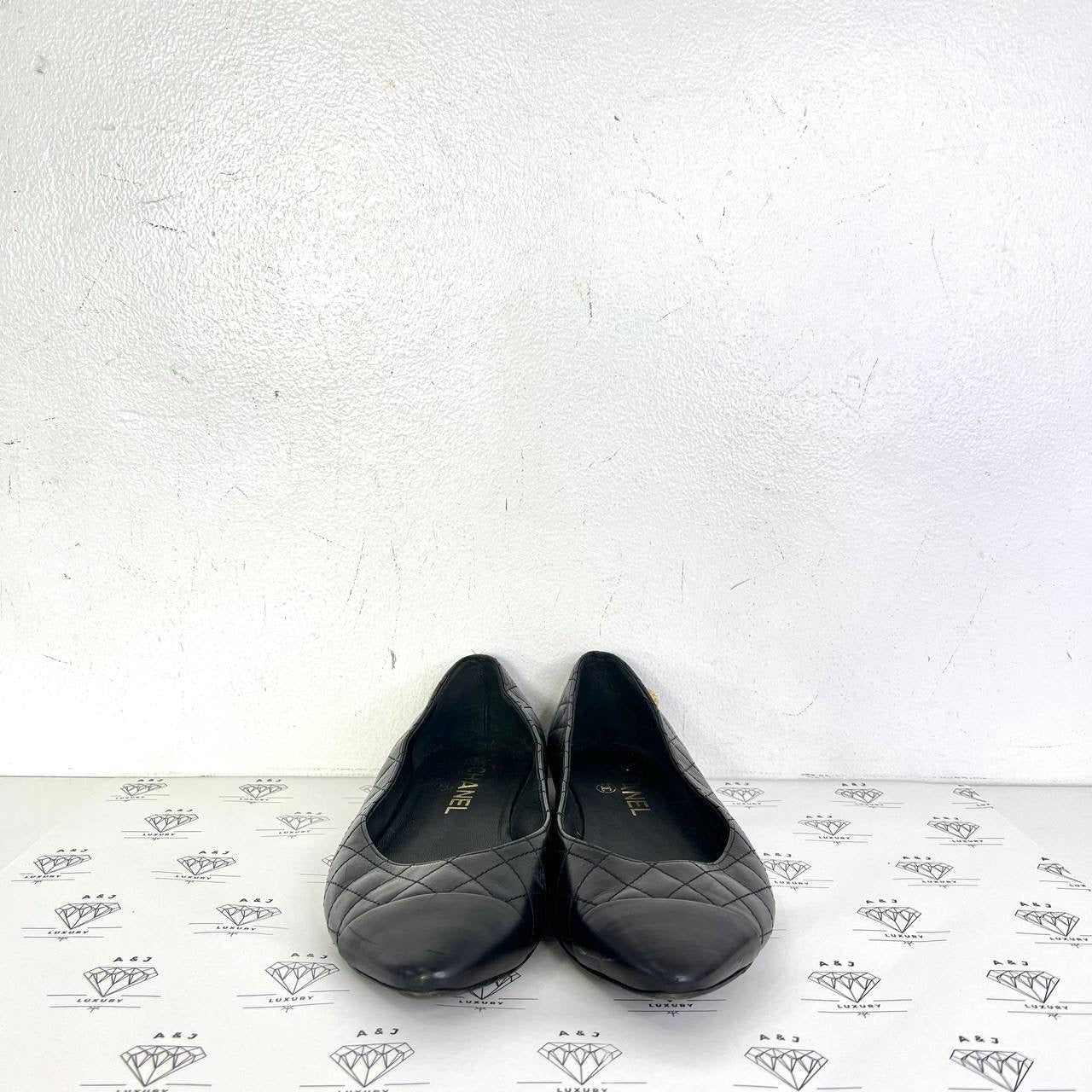 [PRE LOVED] Chanel Quilted Ballerina Flats in Black Size 38EU