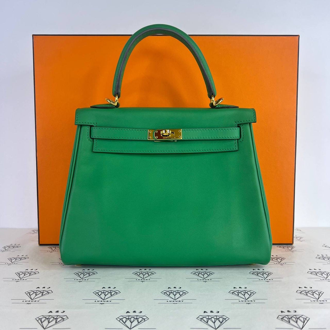 [PRE LOVED] Hermes Kelly 25 Retourne in Vert Vertigo Swift Leather GHW (Stamp C - 2018)