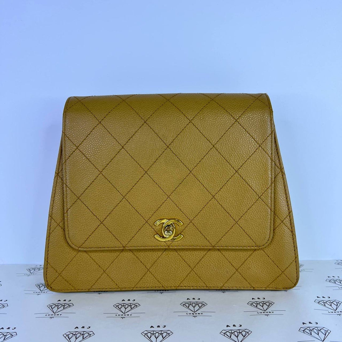 [PRE LOVED] Chanel  Vintage Flap Shoulder Bag in Dark Beige Caviar Leather 24K GHW (Series 5)