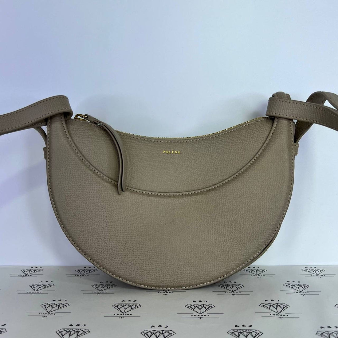 [PRE LOVED] Polene Dix in Taupe